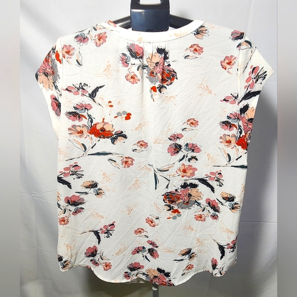 🌸 3/$25 🌸 fun2fun Cream Buttoned Polo Blouse with Cap Sleeves-Size XXL - Picture 2 of 10